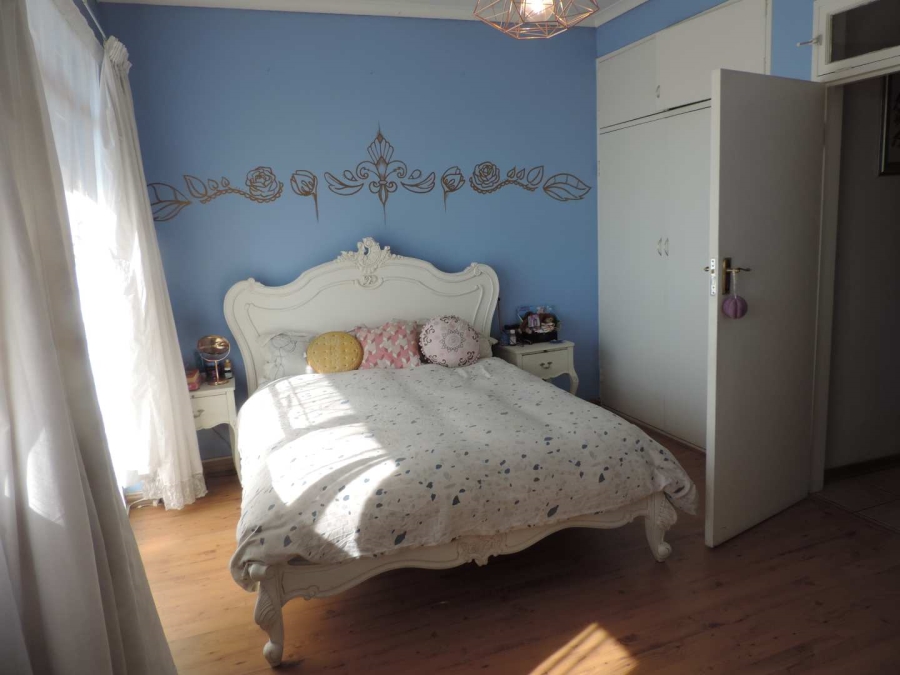 2 Bedroom Property for Sale in Brackenhurst Gauteng