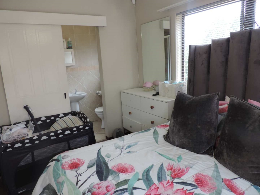 3 Bedroom Property for Sale in Florentia Gauteng