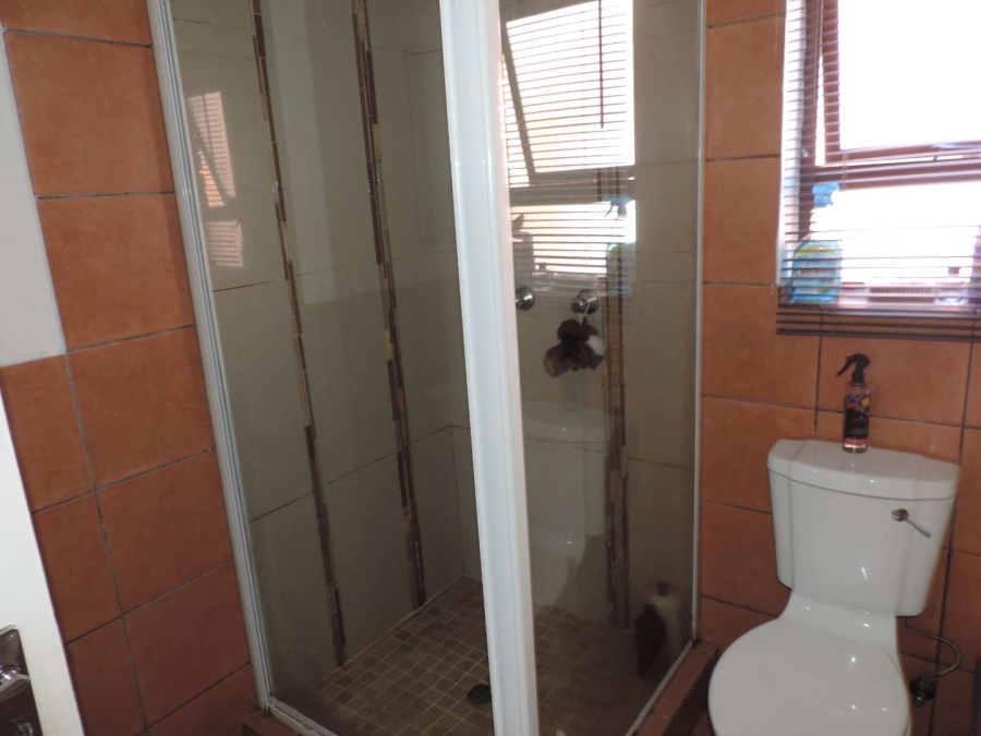 2 Bedroom Property for Sale in Albertsdal Gauteng