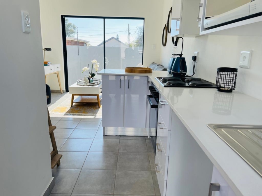 2 Bedroom Property for Sale in Wendywood Gauteng