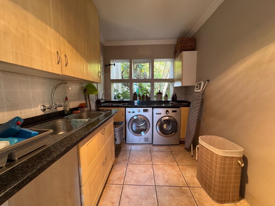 6 Bedroom Property for Sale in Waterkloof Gauteng