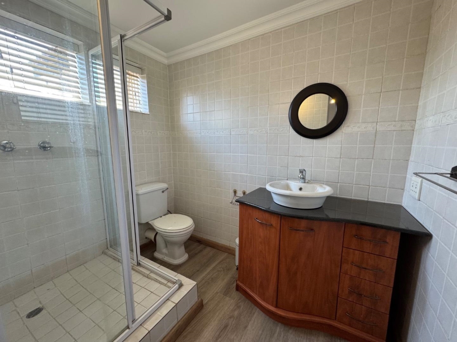 6 Bedroom Property for Sale in Waterkloof Gauteng