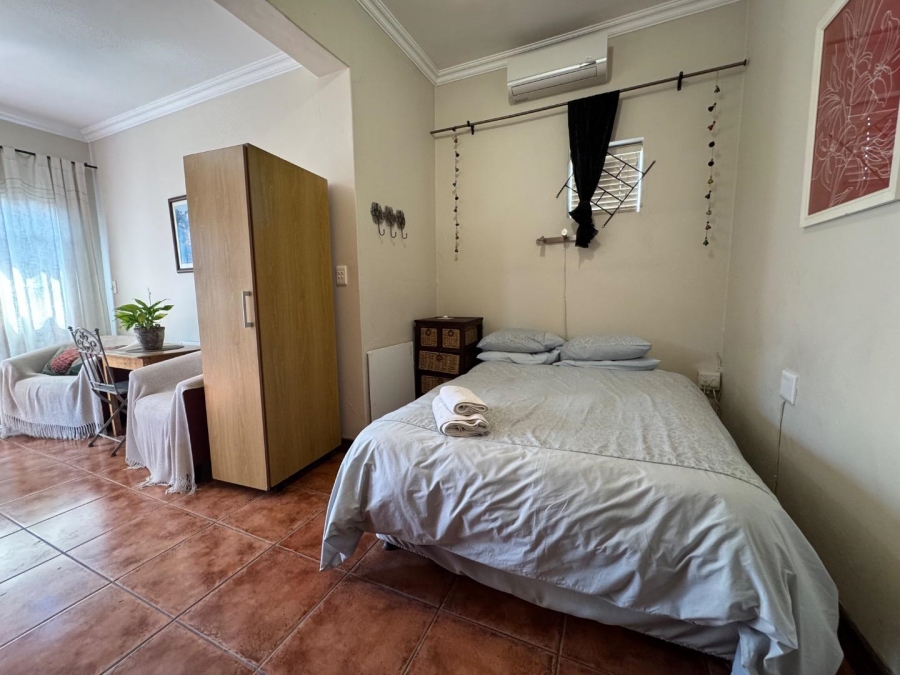 6 Bedroom Property for Sale in Waterkloof Gauteng