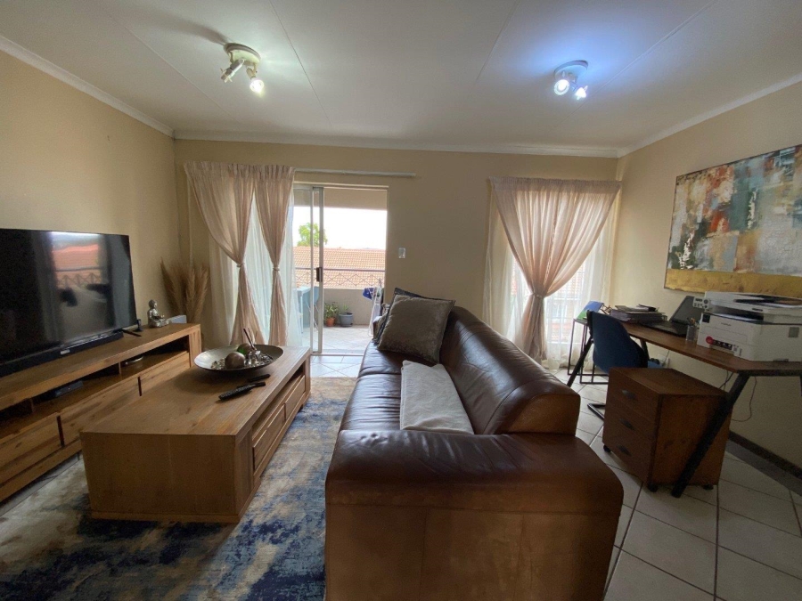 2 Bedroom Property for Sale in Olympus Gauteng