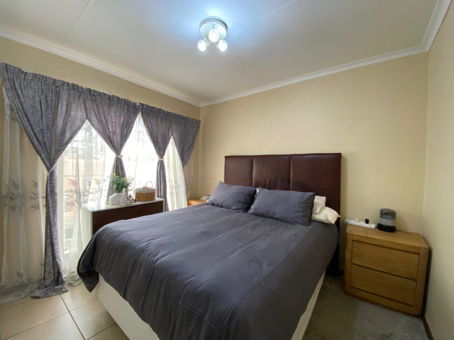 2 Bedroom Property for Sale in Olympus Gauteng