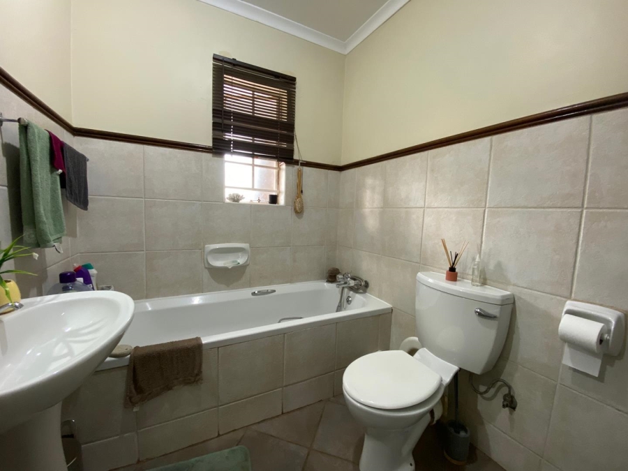 2 Bedroom Property for Sale in Olympus Gauteng