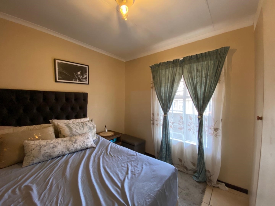 2 Bedroom Property for Sale in Olympus Gauteng
