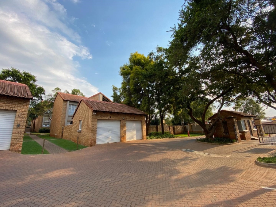 2 Bedroom Property for Sale in Olympus Gauteng