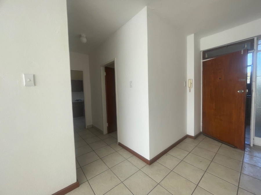 2 Bedroom Property for Sale in Rhodesfield Gauteng