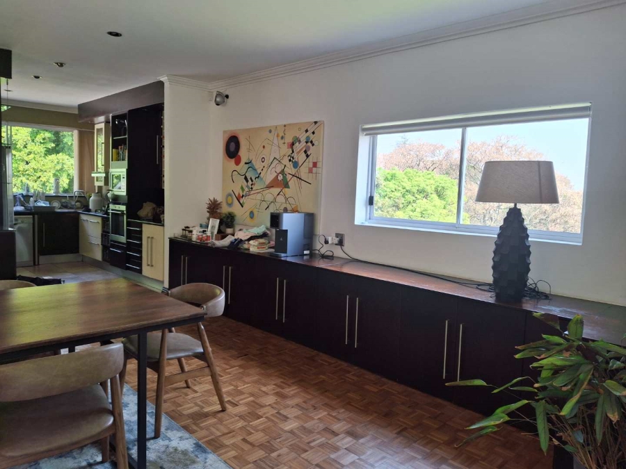To Let 3 Bedroom Property for Rent in Sandhurst Gauteng