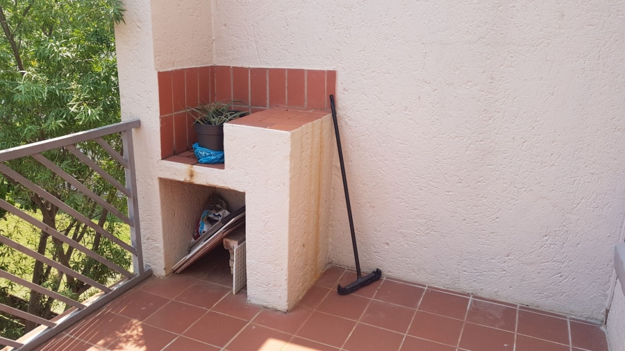 To Let 3 Bedroom Property for Rent in Garsfontein Gauteng