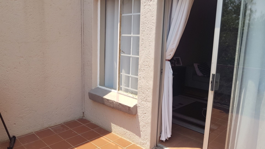 To Let 3 Bedroom Property for Rent in Garsfontein Gauteng