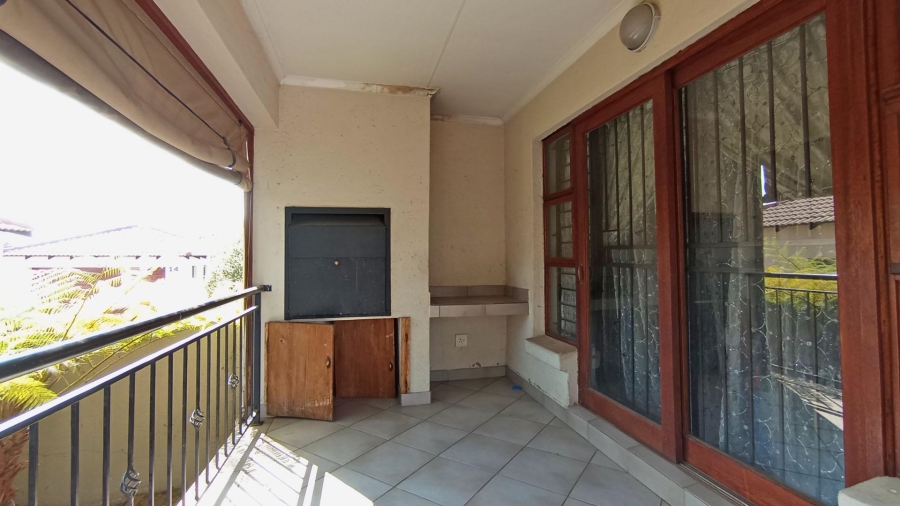 3 Bedroom Property for Sale in Rua Vista Gauteng