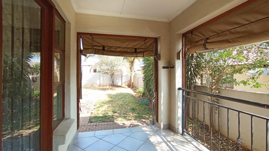 3 Bedroom Property for Sale in Rua Vista Gauteng