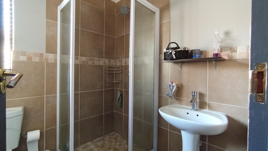 3 Bedroom Property for Sale in Rua Vista Gauteng