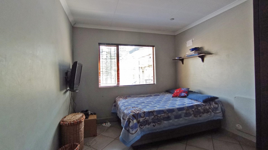 3 Bedroom Property for Sale in Rua Vista Gauteng