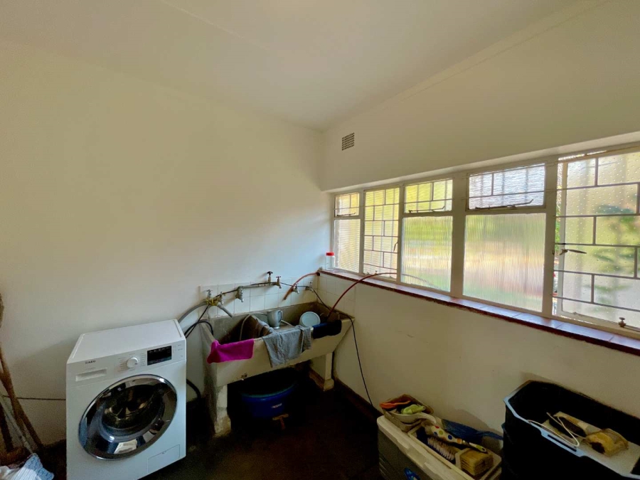 6 Bedroom Property for Sale in Muckleneuk Gauteng