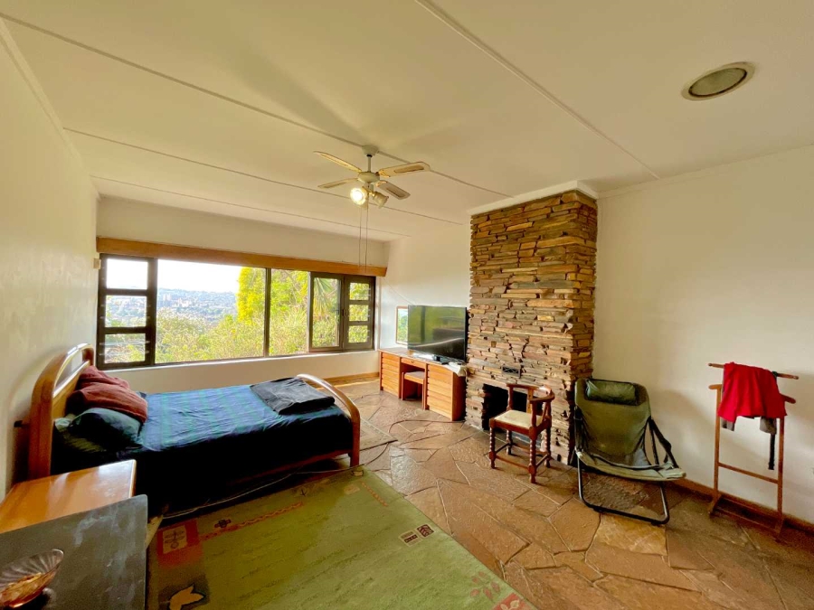 6 Bedroom Property for Sale in Muckleneuk Gauteng