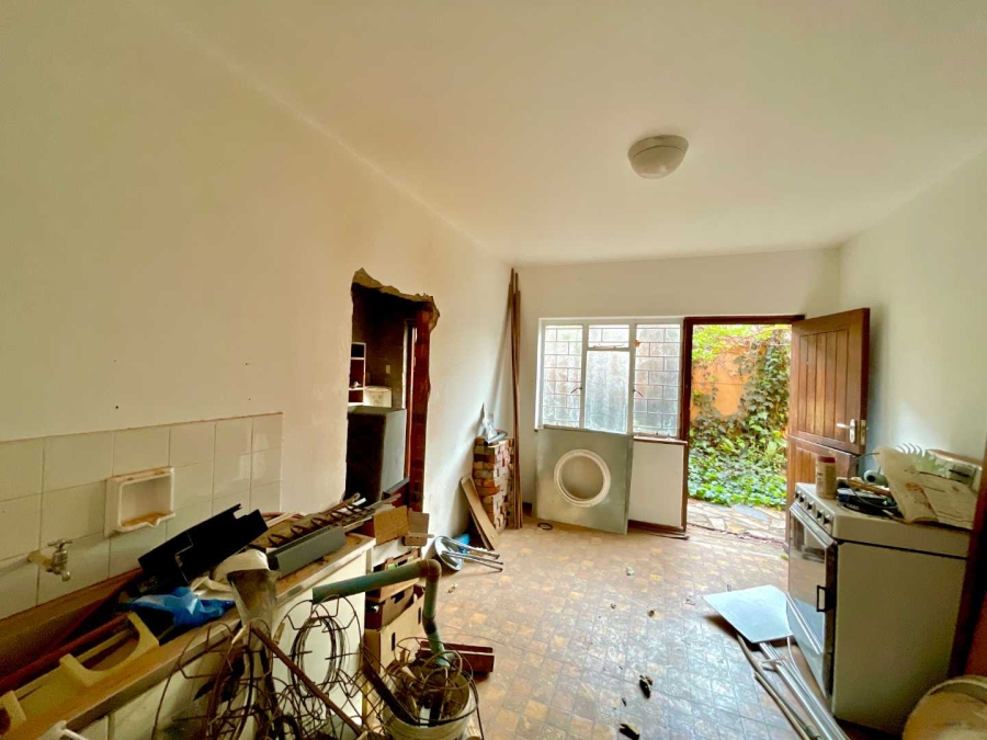 6 Bedroom Property for Sale in Muckleneuk Gauteng