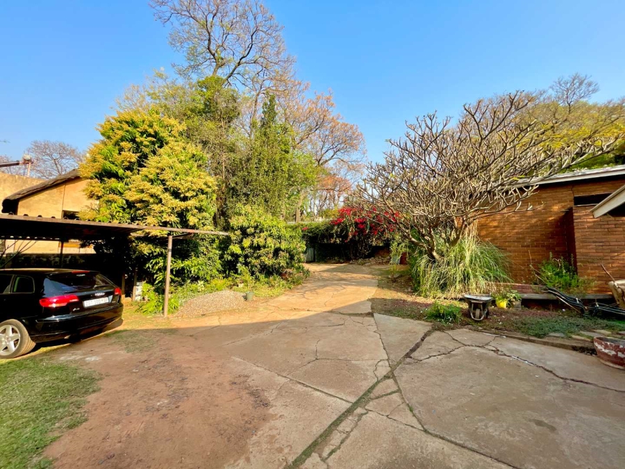 6 Bedroom Property for Sale in Muckleneuk Gauteng