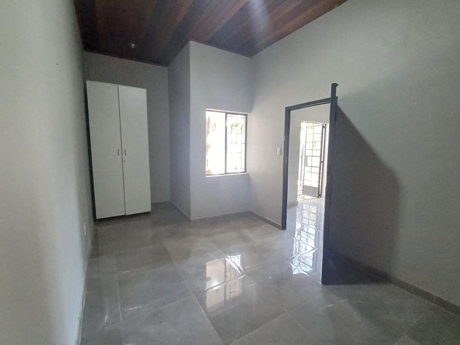 To Let 1 Bedroom Property for Rent in Ferndale Gauteng