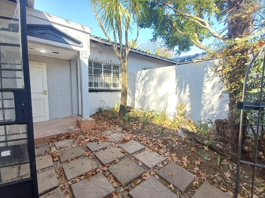 To Let 1 Bedroom Property for Rent in Ferndale Gauteng