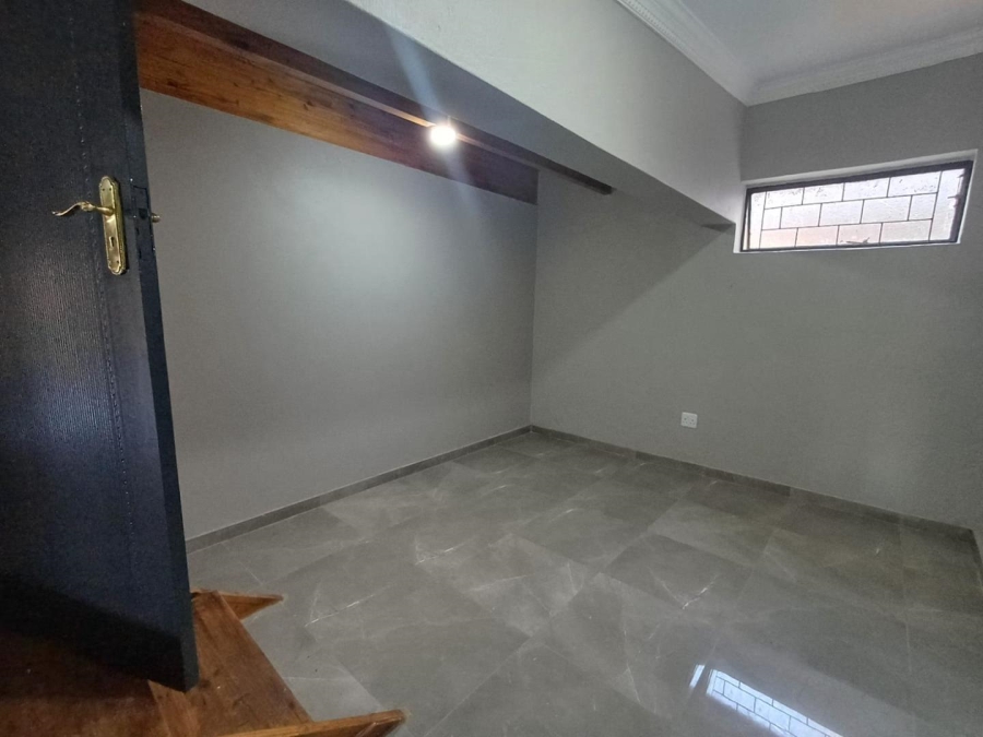 To Let 3 Bedroom Property for Rent in Ferndale Gauteng