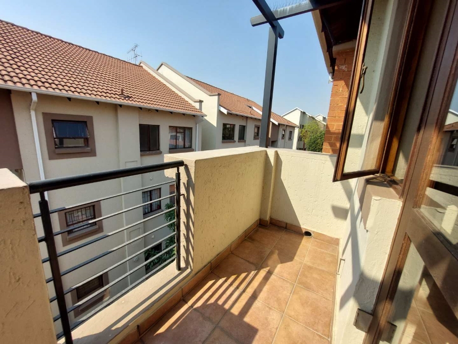 To Let 1 Bedroom Property for Rent in Paulshof Gauteng