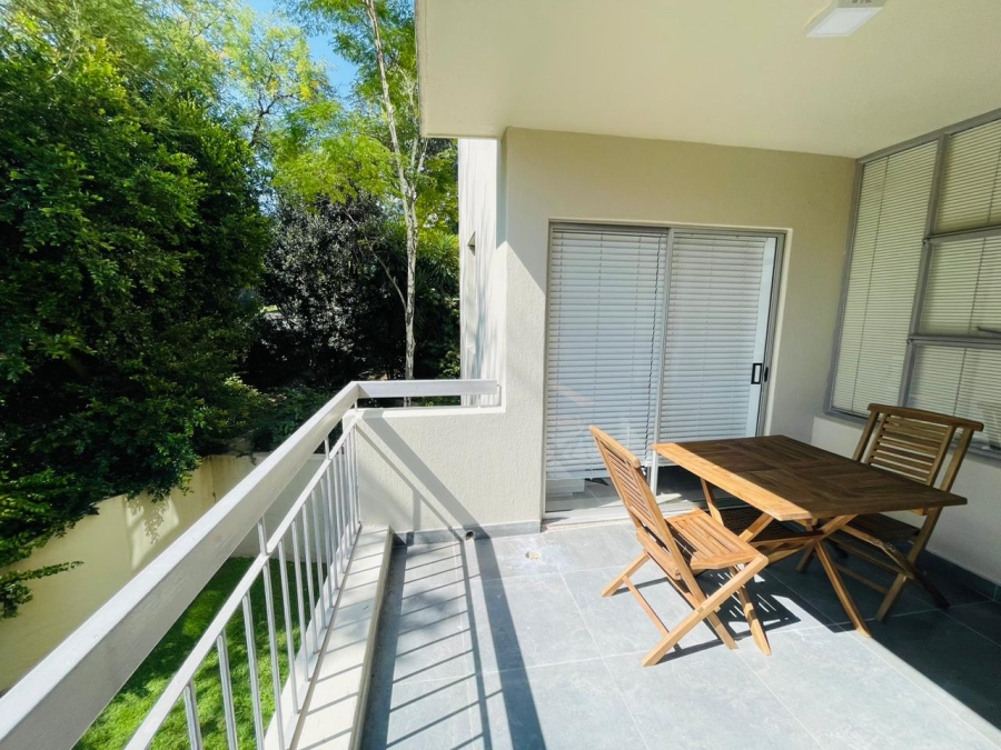 2 Bedroom Property for Sale in Sandhurst Gauteng