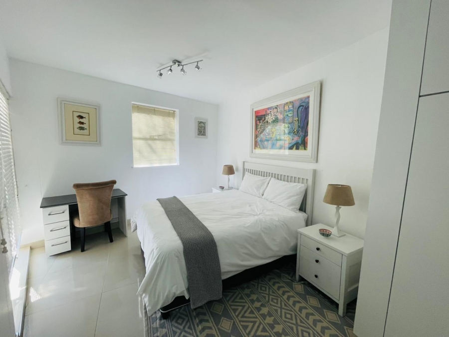 2 Bedroom Property for Sale in Sandhurst Gauteng