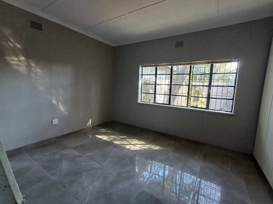 To Let 3 Bedroom Property for Rent in Ferndale Gauteng