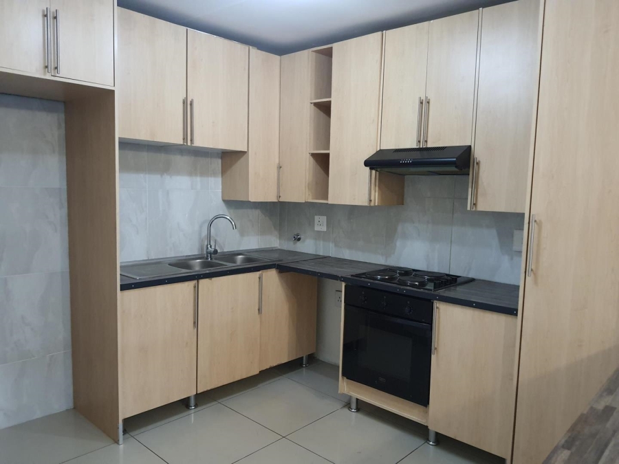 To Let 3 Bedroom Property for Rent in Weltevreden A H Gauteng