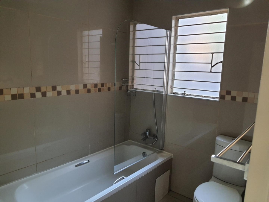 To Let 3 Bedroom Property for Rent in Weltevreden A H Gauteng