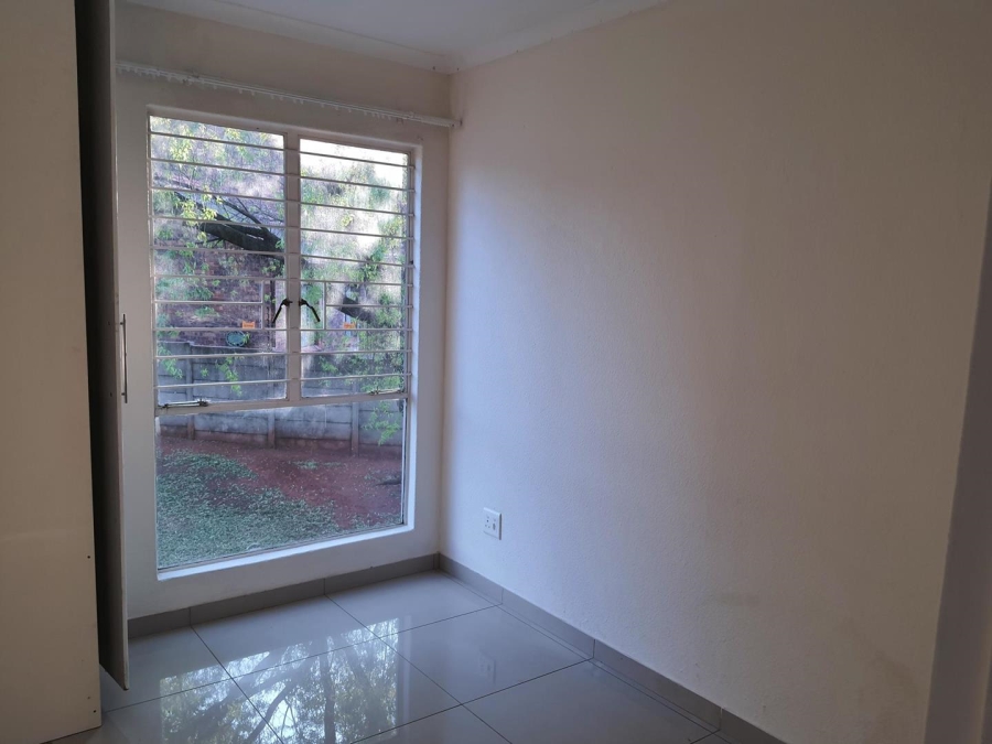 To Let 3 Bedroom Property for Rent in Weltevreden A H Gauteng