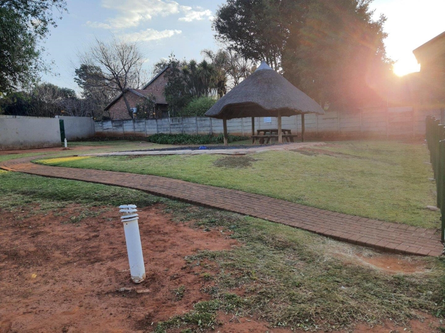 To Let 3 Bedroom Property for Rent in Weltevreden A H Gauteng