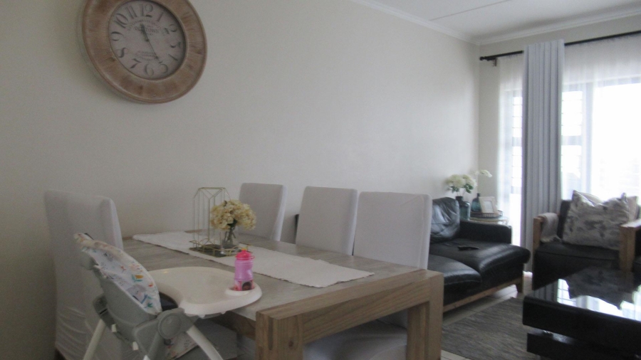 3 Bedroom Property for Sale in Oakdene Gauteng