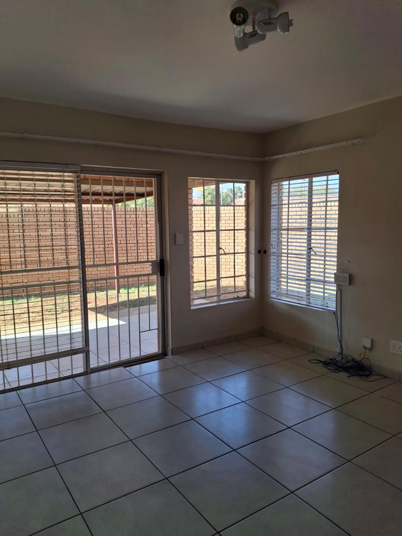 3 Bedroom Property for Sale in Equestria Gauteng
