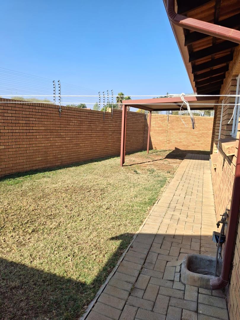 3 Bedroom Property for Sale in Equestria Gauteng