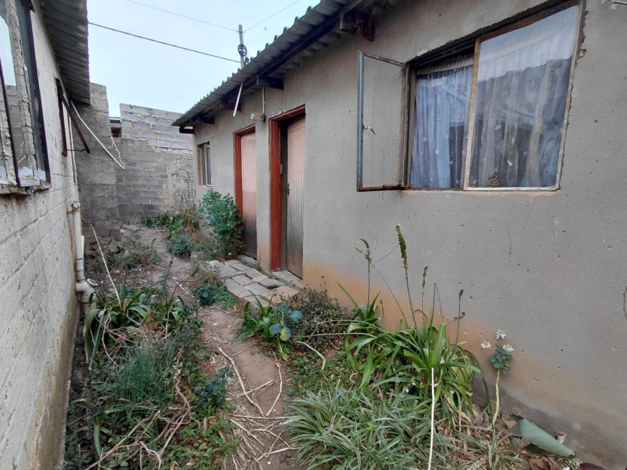 5 Bedroom Property for Sale in Orange Farm Gauteng