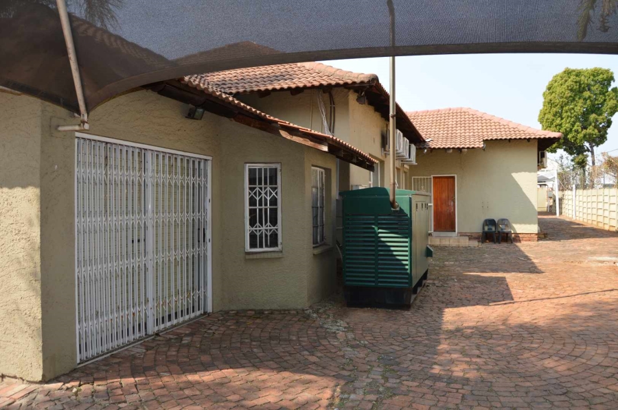 Commercial Property for Sale in Brackenhurst Gauteng