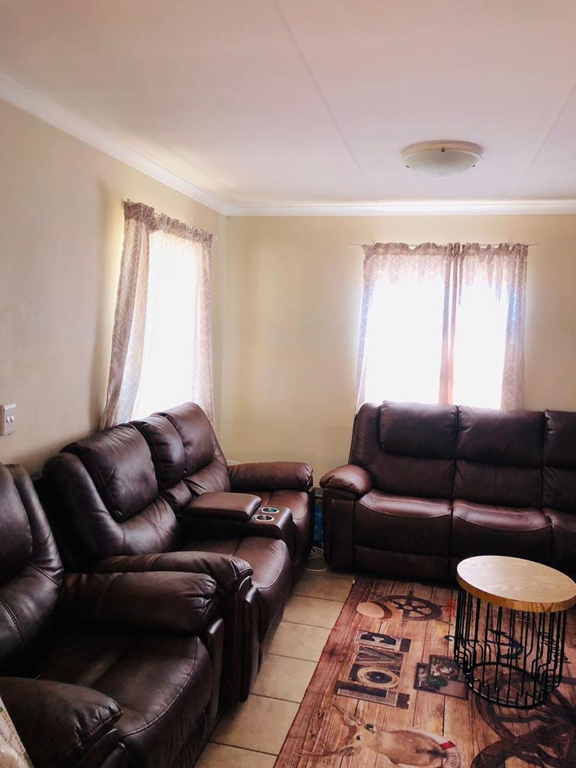 3 Bedroom Property for Sale in Olievenhoutbosch Gauteng