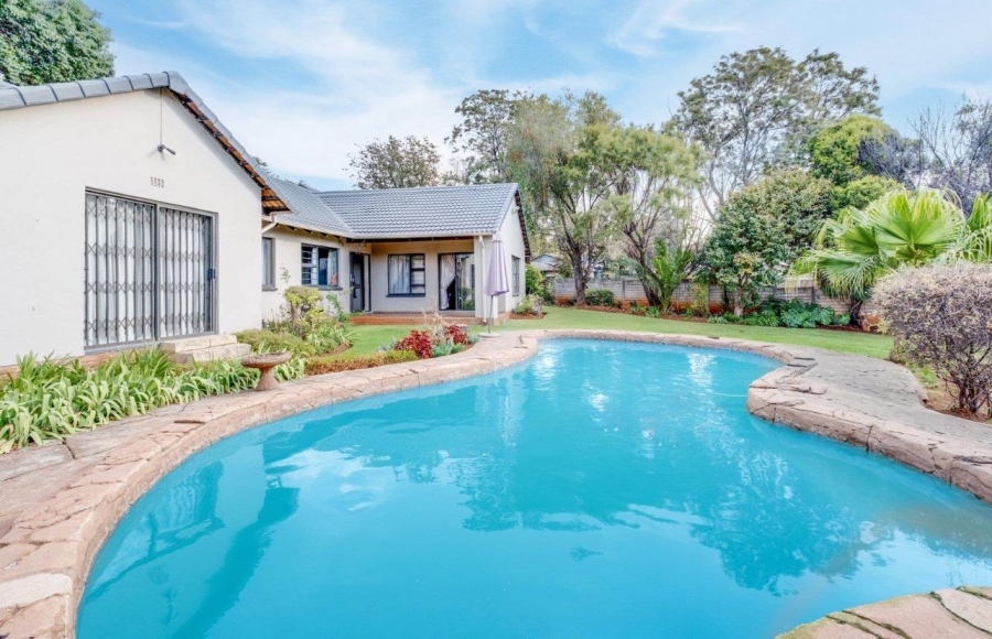 4 Bedroom Property for Sale in Weltevreden Park Gauteng