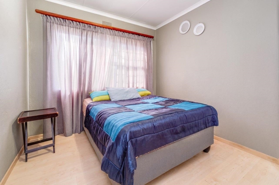 4 Bedroom Property for Sale in Weltevreden Park Gauteng