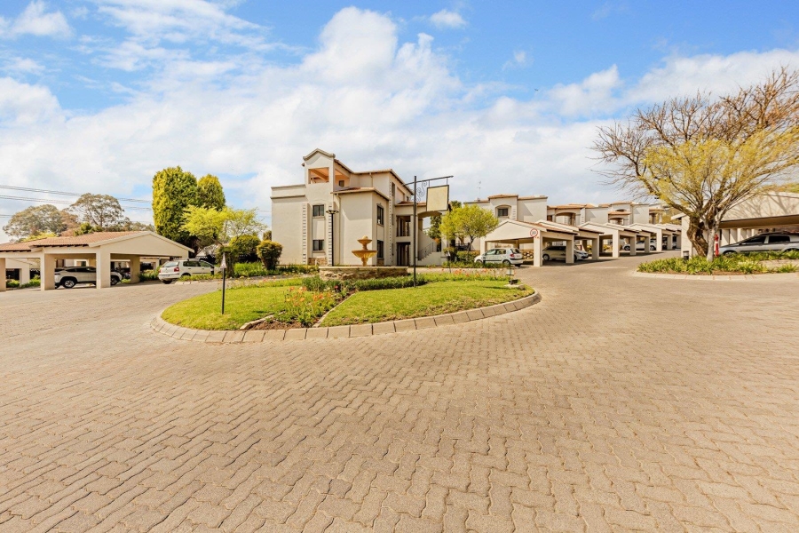 2 Bedroom Property for Sale in Paulshof Gauteng