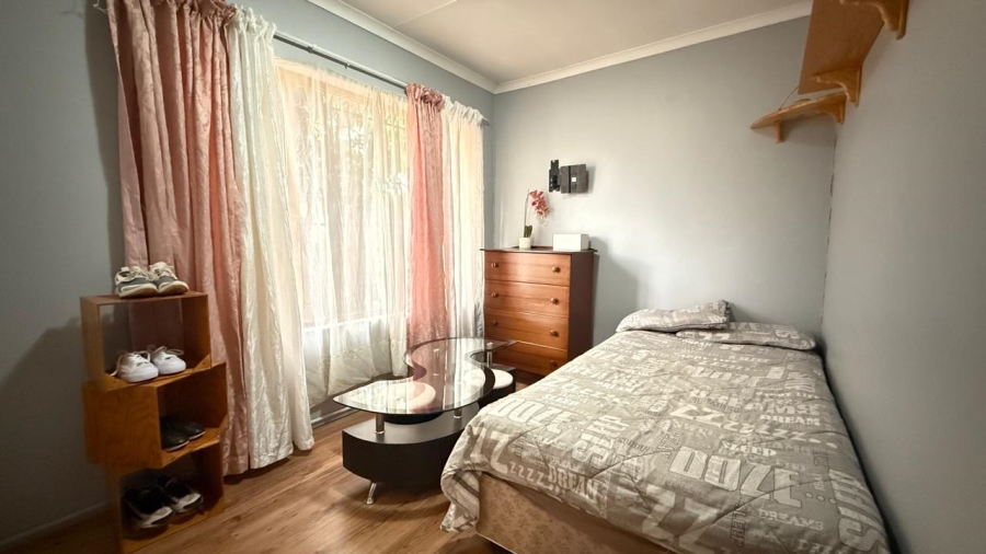 2 Bedroom Property for Sale in Weltevreden Park Gauteng