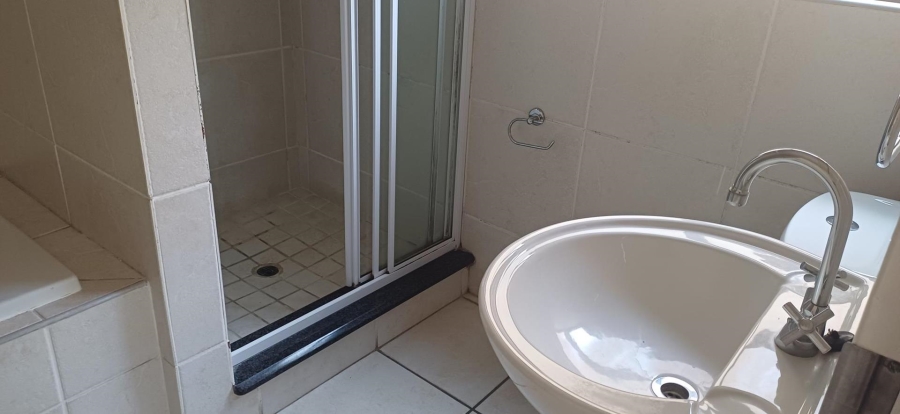To Let 3 Bedroom Property for Rent in Sunninghill Gauteng