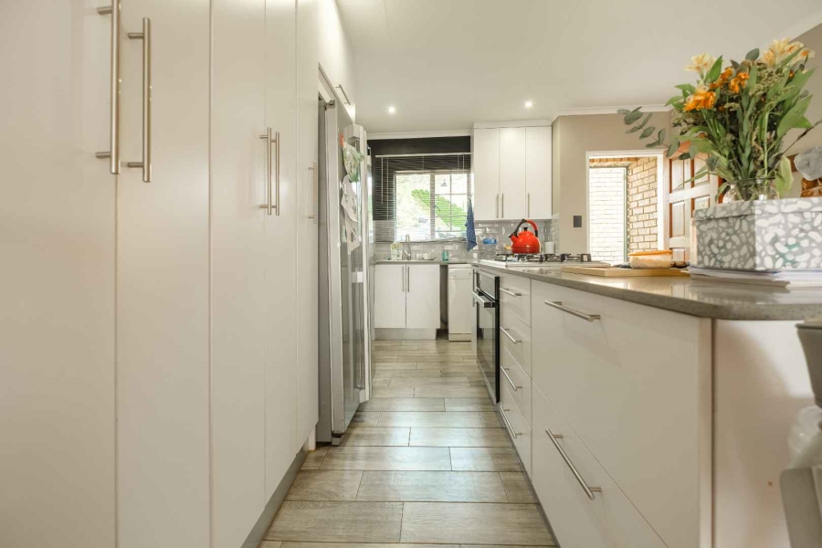2 Bedroom Property for Sale in Moreleta Park Gauteng