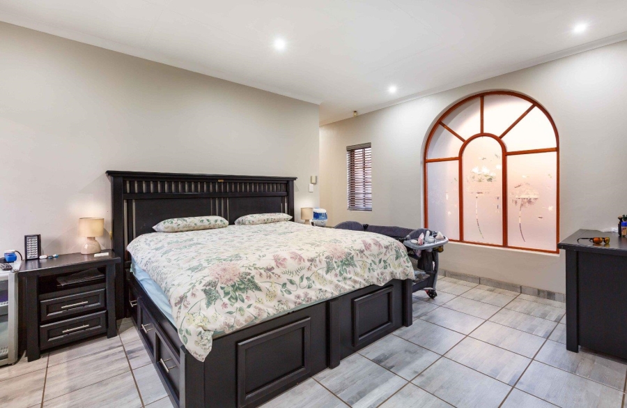 4 Bedroom Property for Sale in Moreleta Park Gauteng