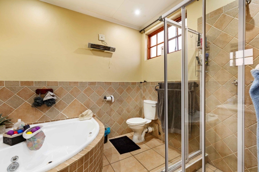 4 Bedroom Property for Sale in Moreleta Park Gauteng