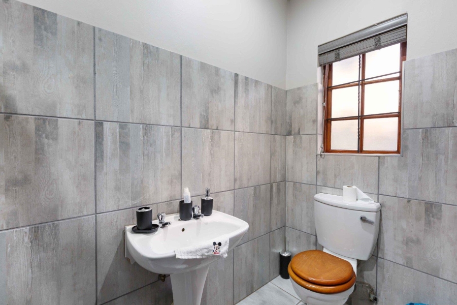 4 Bedroom Property for Sale in Moreleta Park Gauteng